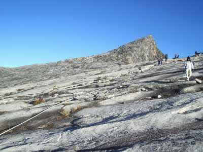 travel mountain kinabalu